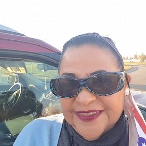 Meet your Posher, Sandra